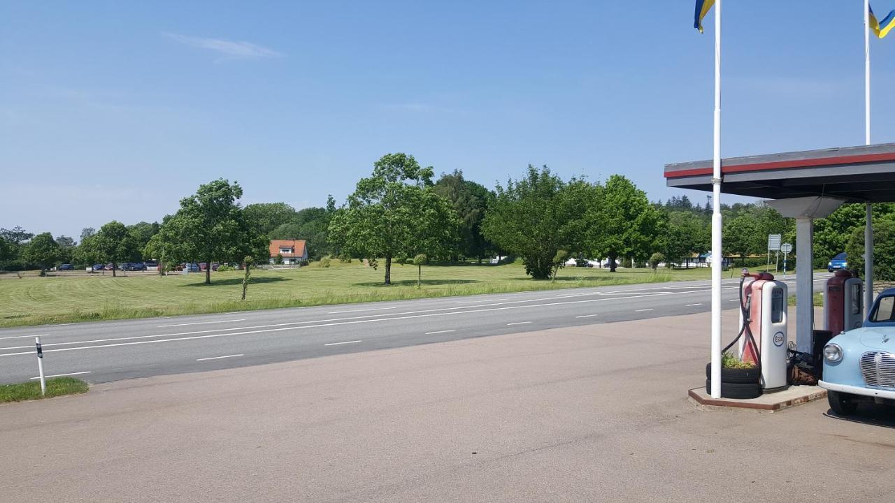 Apartamento Gamla Macken Margretetorp Exterior foto